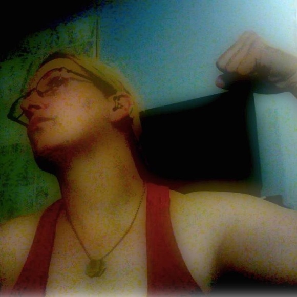 Meet your Posher, Genie - Picture 1 of 1